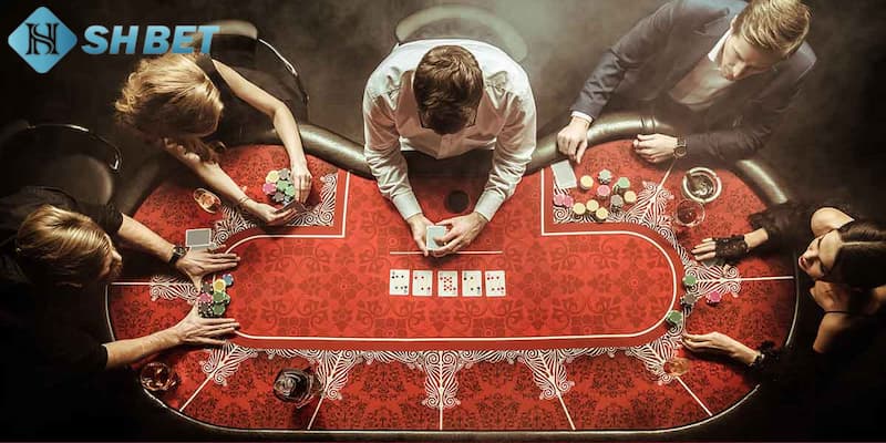 Lưu ý trong luật chơi poker