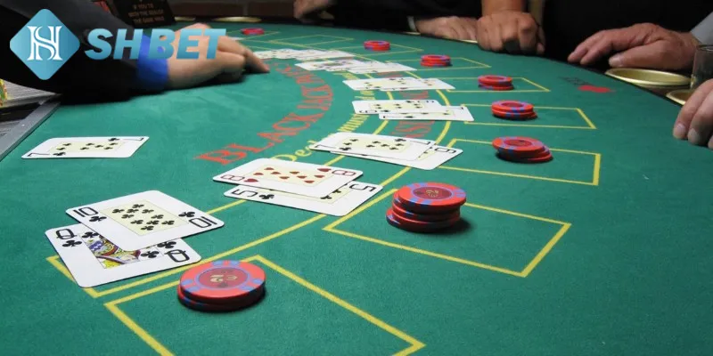 Hé lộ chiến lược chơi Blackjack tăng cơ hội thắng lớn